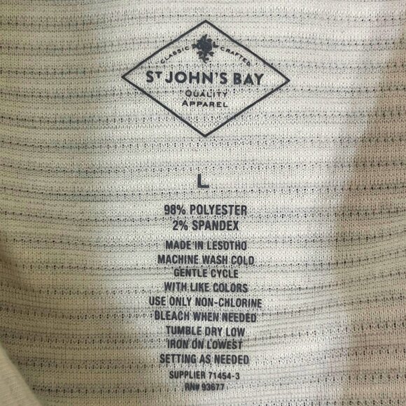 St John's Bay Women's Coastal Grandma Cream Button Shoulder Knit Sweater Size L - Picture 3 of 14